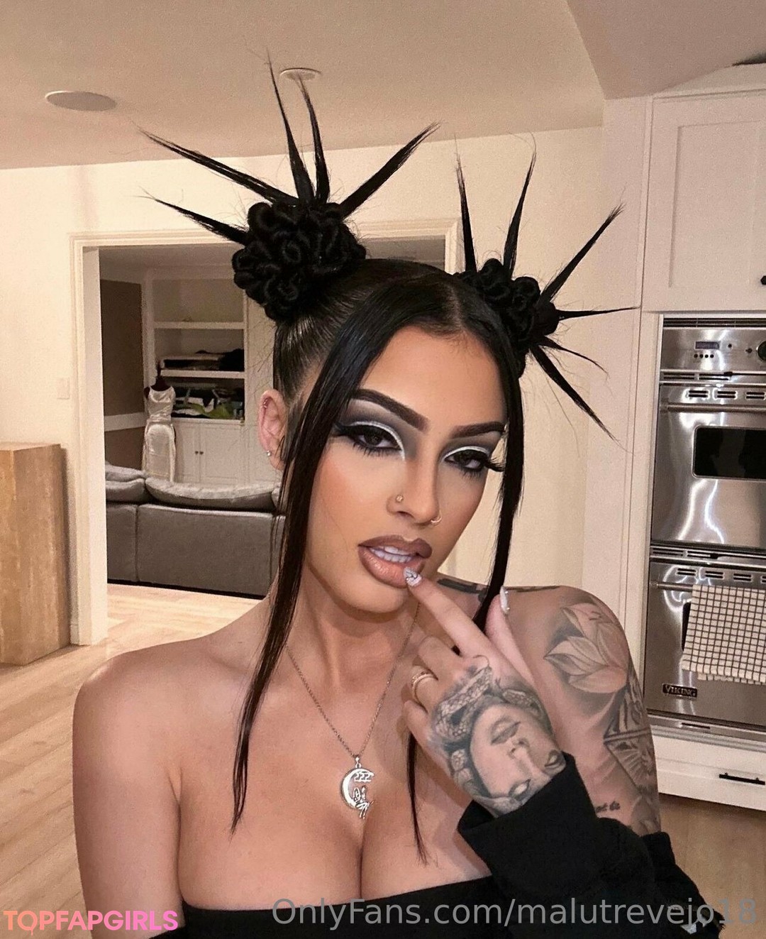 Malu Trevejo nude leaked OnlyFans photo #944