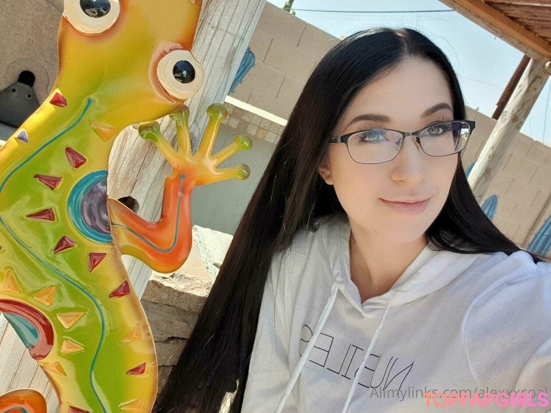 Naken lekkede OnlyFans-bilde av Alex Coal #118