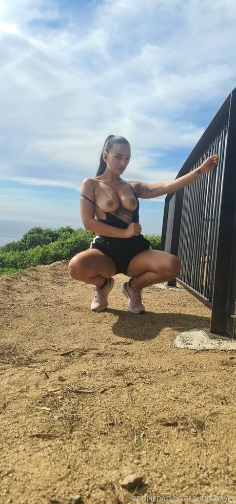 Claudia Bavel