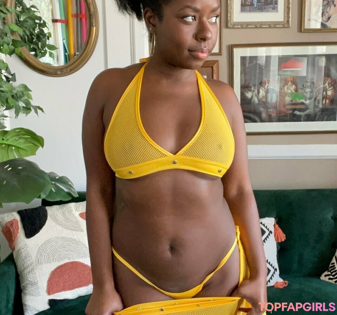 Camille W nude leaked OnlyFans photo #435