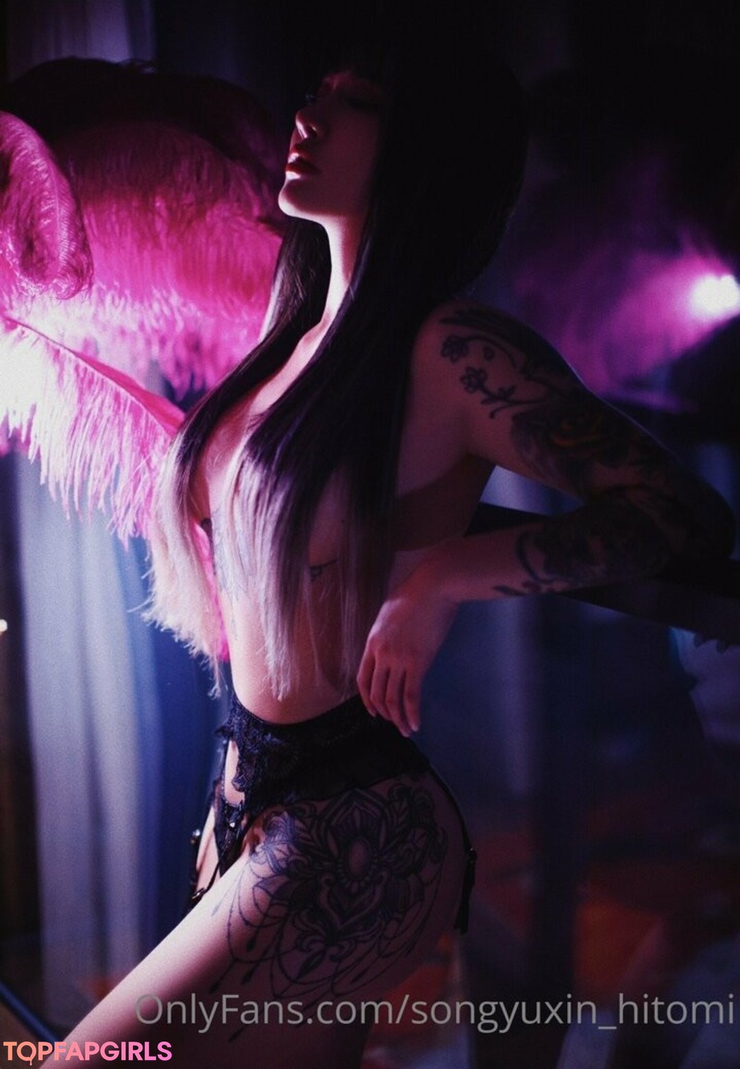 Hitomi Songyuxin nude leaked OnlyFans photo #633