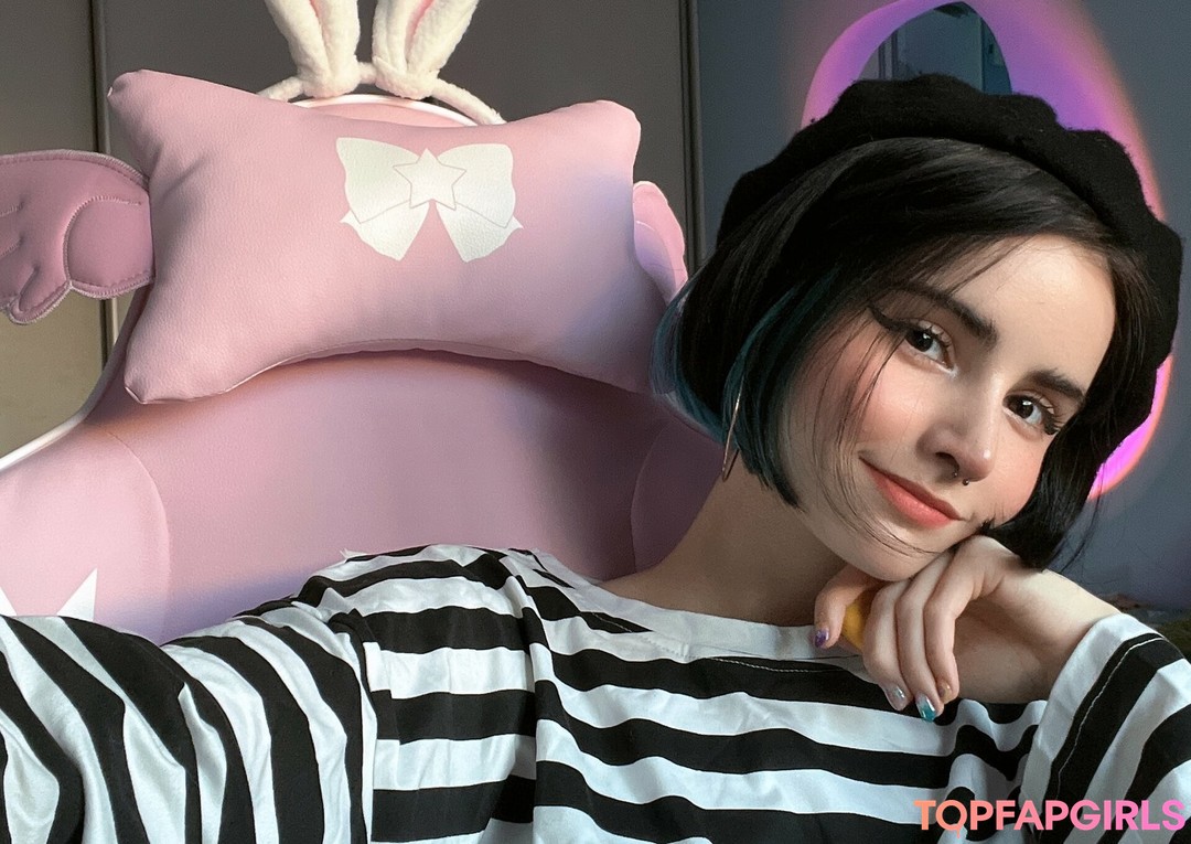 Loona nude leaked OnlyFans photo #399