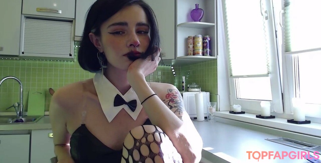 Loona nude leaked OnlyFans photo #927