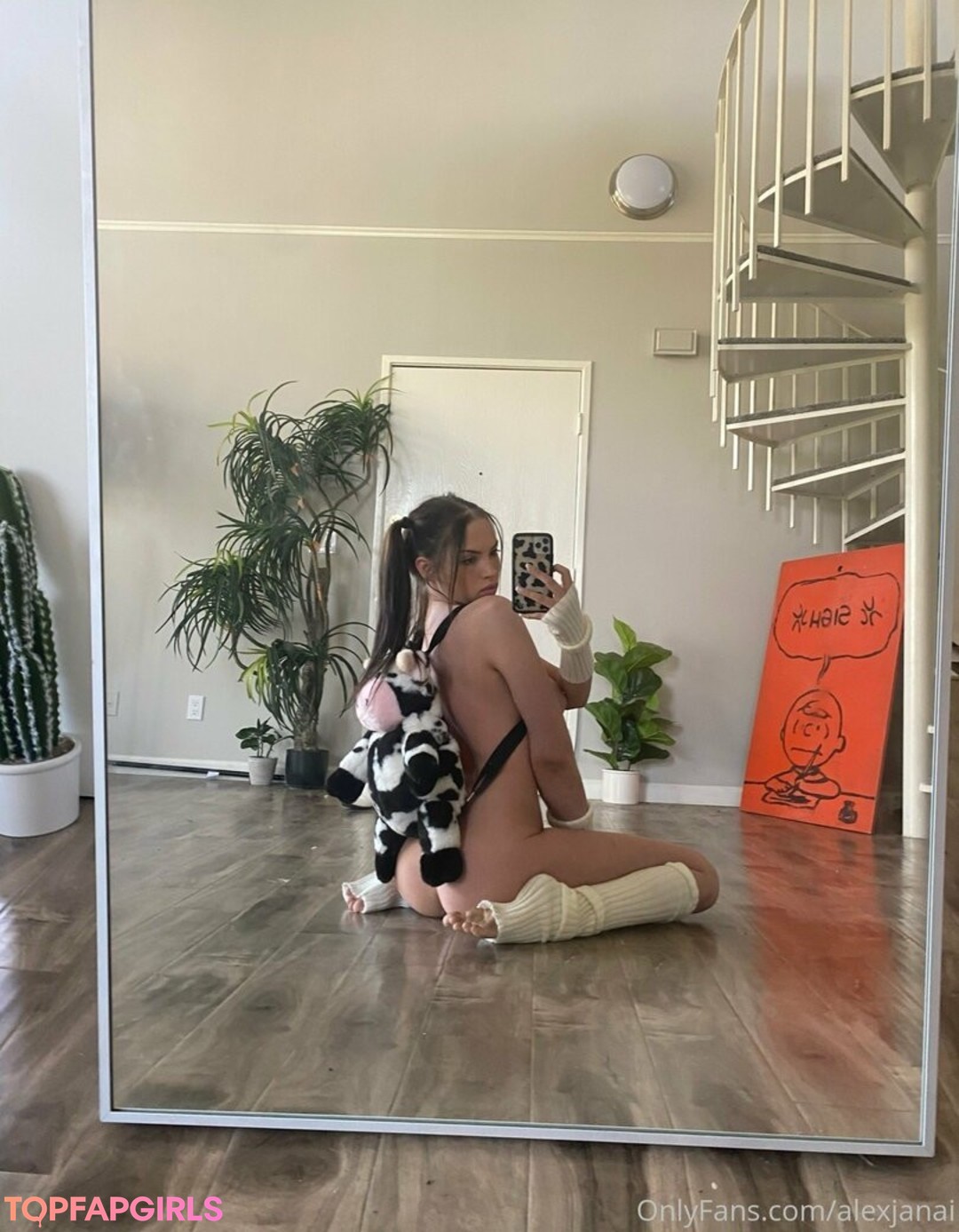 Обнаженная фотография утечки OnlyFans от Alex Janai #347