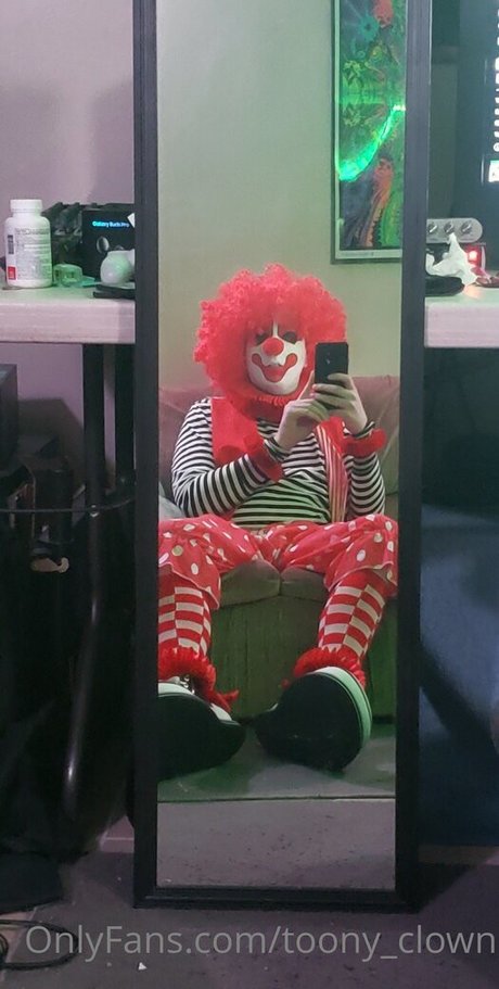 Toony_clown