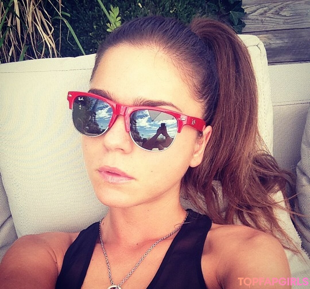 Foto di nudo di fuga di OnlyFans di Guerlain #249 Foto di nudo di fuga di OnlyFans di Guerlain #249