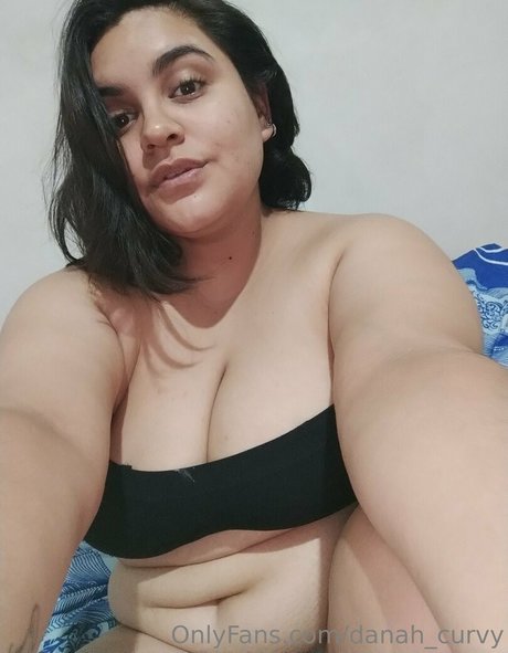 Danah_curvy