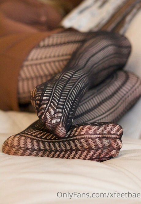 Xfeetbae