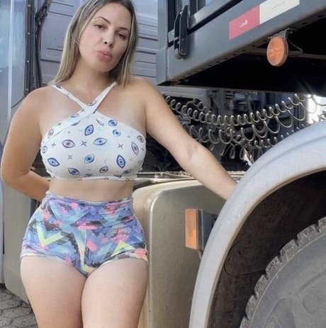 Aline Fuchter Ouriques