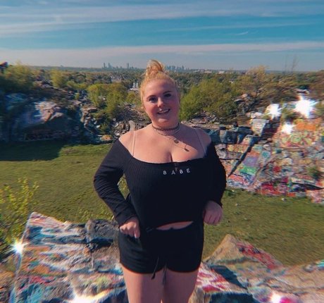 Nahá fotka uniklých OnlyFans od Amberly