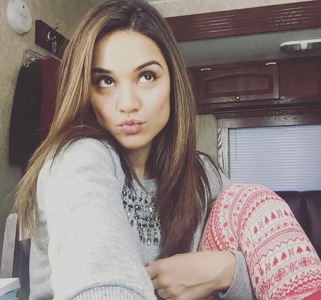 Summer Bishil