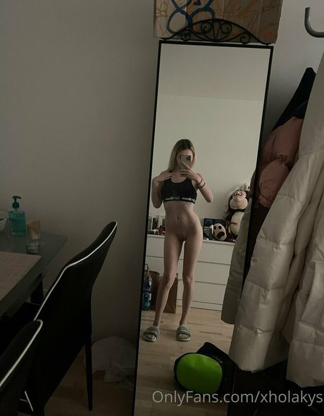 Alasti lekkinud OnlyFans-i pilt Xholakys