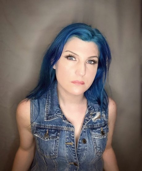 Leva Bates