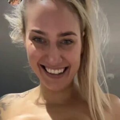 Foto desnuda filtrada de OnlyFans de Ebanie Bridges