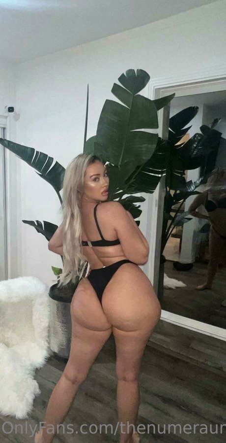 Una  nude leaked OnlyFans photo