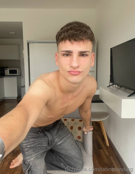 Latinblondarg