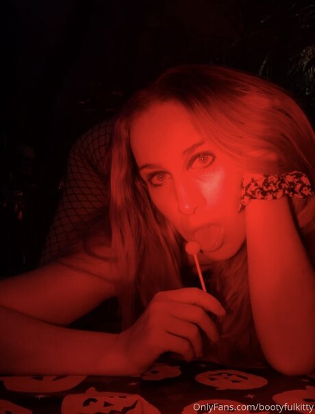 Bootyfulkitty
