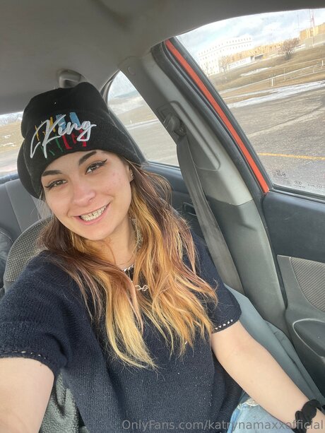 Katrynamaxxofficial
