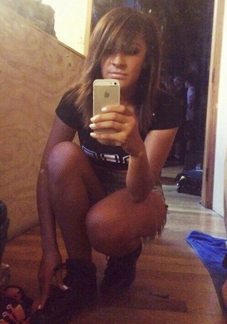 Dakota Kai