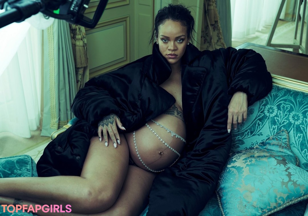 Rihanna nude leaked OnlyFans photo #1179