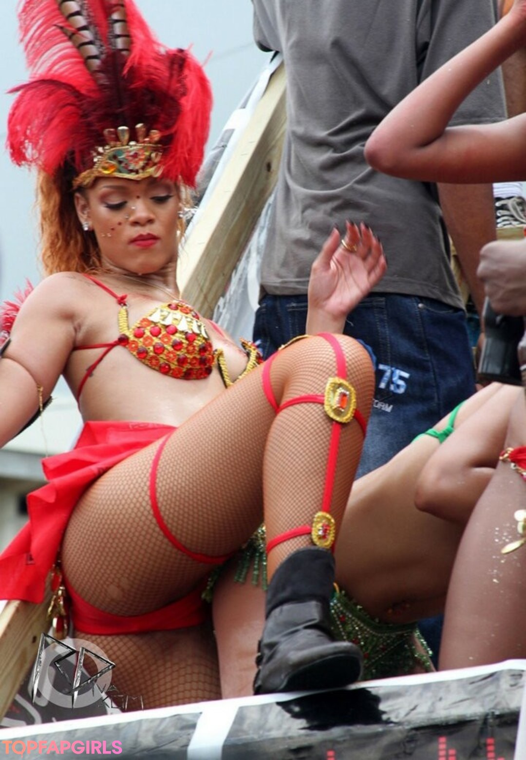 Rihanna nude leaked OnlyFans photo #1427