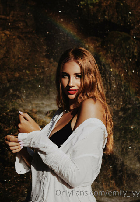 Emily_lyy