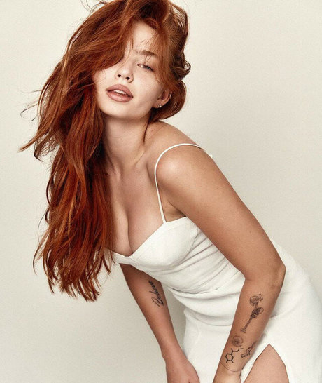 Nahá fotka uniklých OnlyFans od Renata Ri