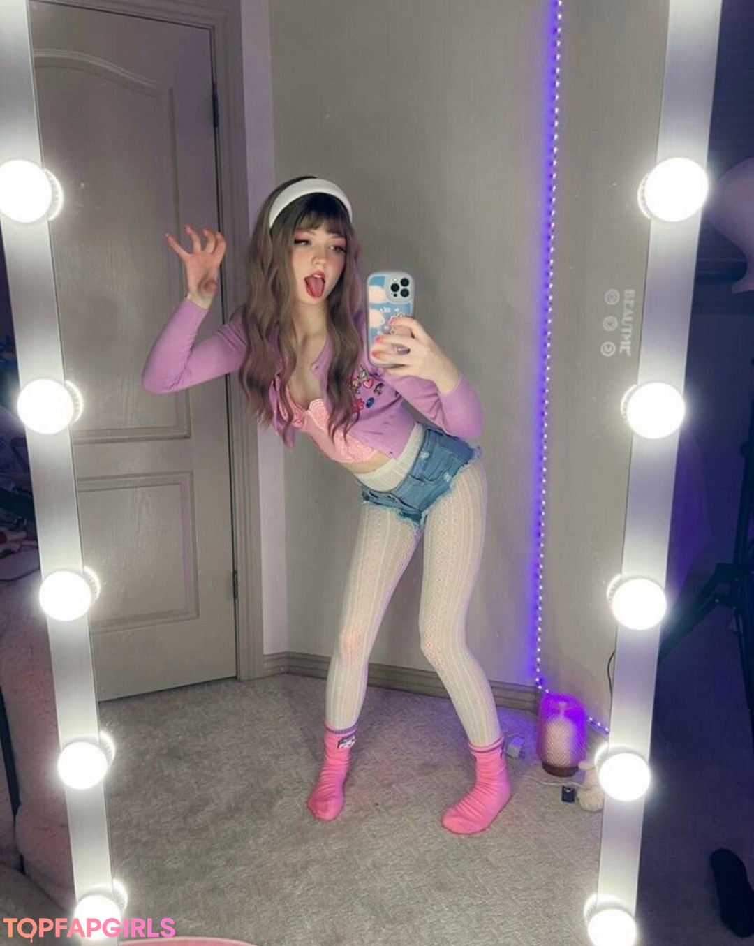 Strawbeariemilkk nude leaked OnlyFans photo #1646