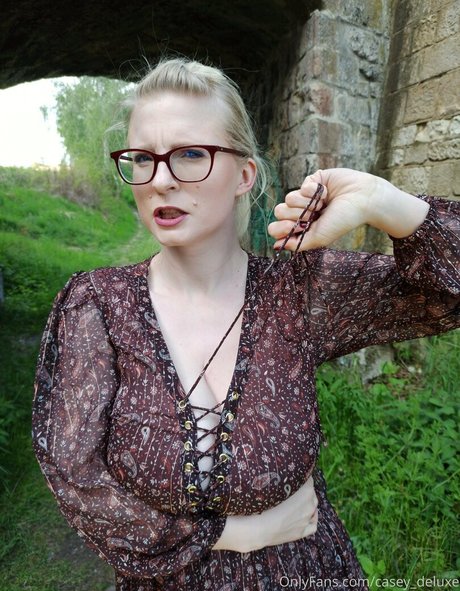 Casey Deluxe
