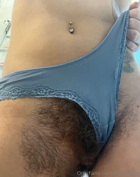 Pearl Sage - Hairy Queen