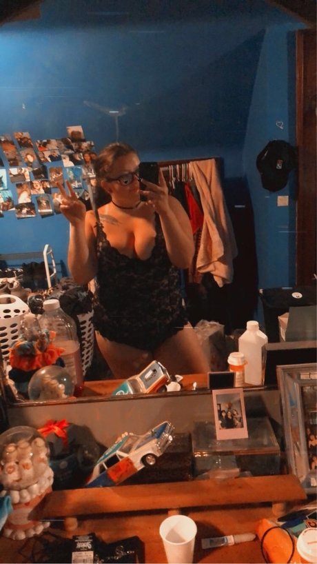 Nacktes geleaktes OnlyFans-Foto von 