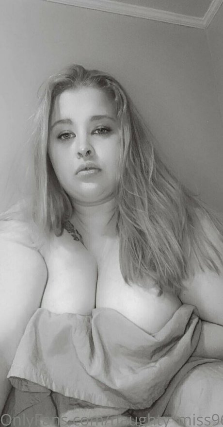 Naughty_miss96