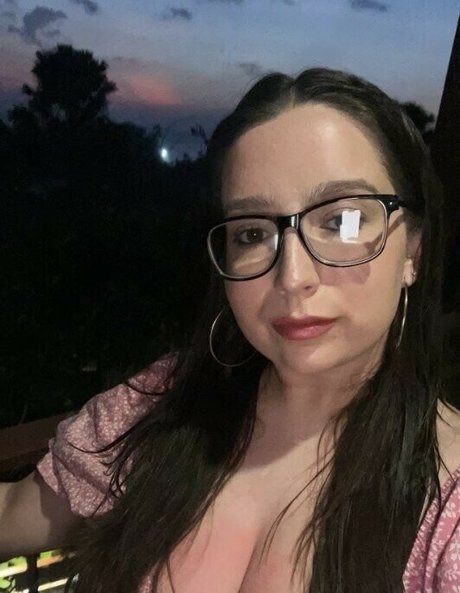 Kirsty Wells OnlyFans