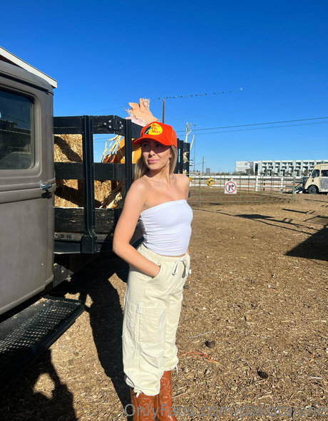 DakotaJane