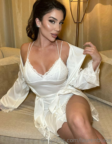Foto di nudo di fuga di OnlyFans di Laurenblake