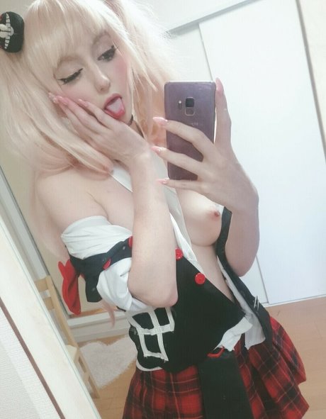 Nacktes geleaktes OnlyFans-Foto von Meki