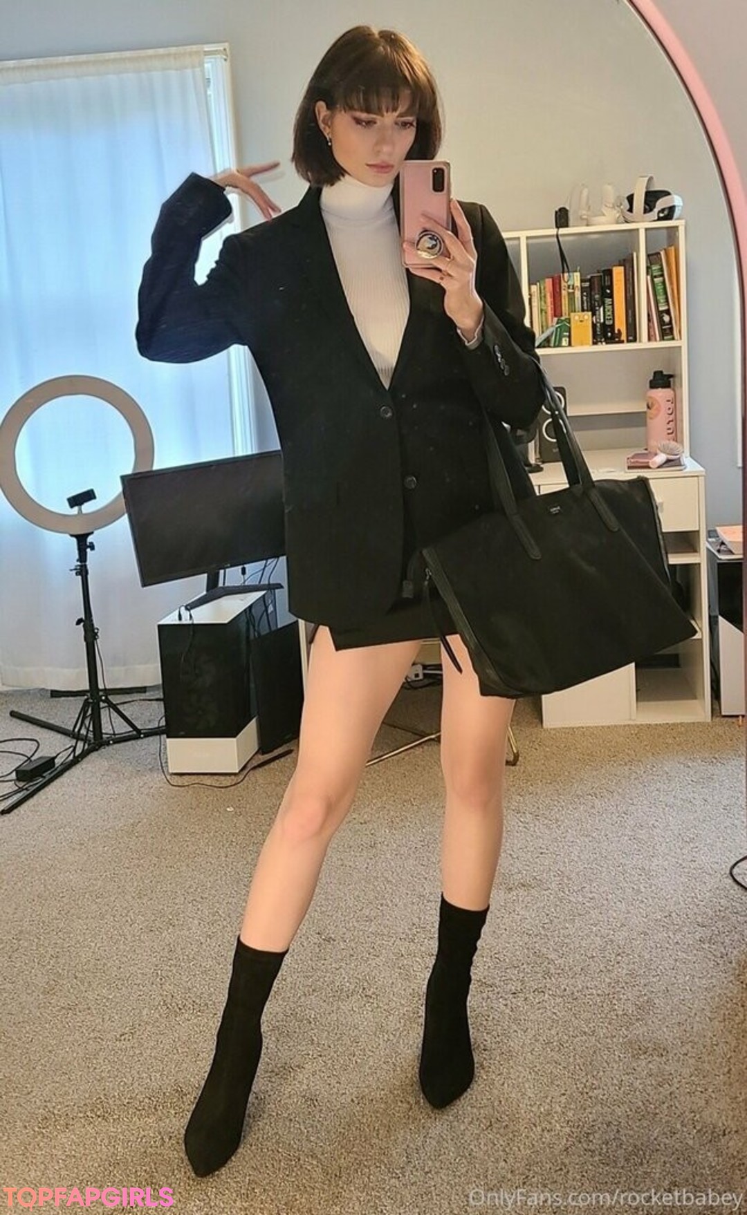 Naakte gelekte OnlyFans-foto van Rocketbabey #1360