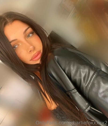 Charliefoxxxxx2
