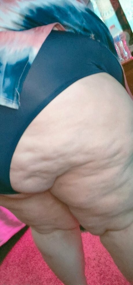 Juicybootybbw
