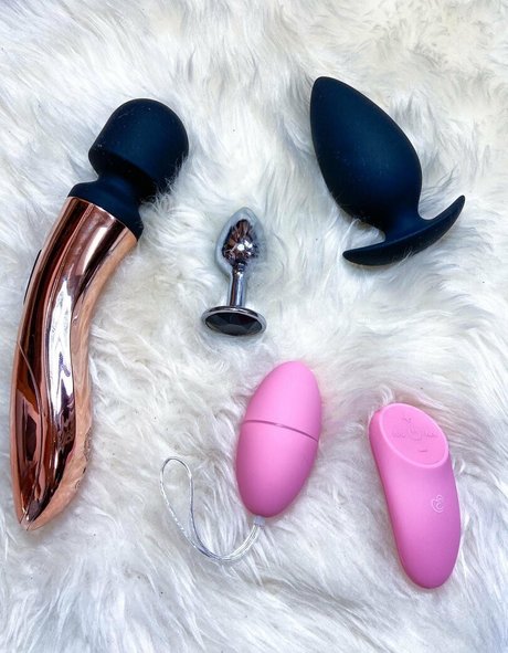 Photo nue de fuite OnlyFans de Crystal007