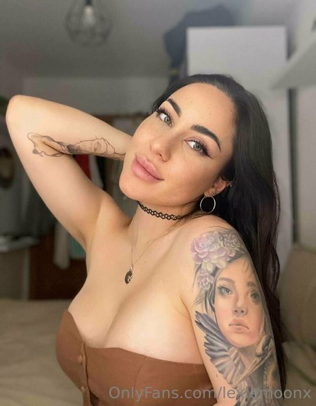 Nahá fotka uniklých OnlyFans od Lexiemoonx
