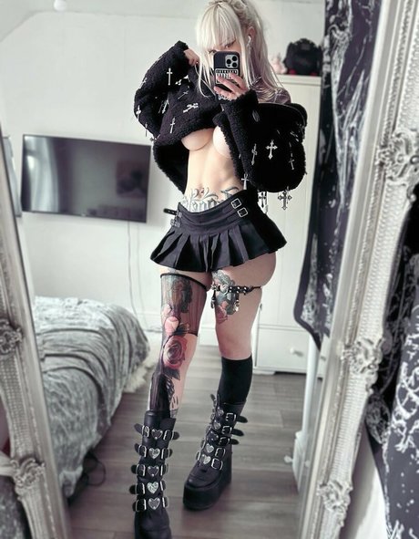 Alaston vuotanut OnlyFans-kuva Bexicutes