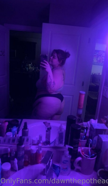Dawnthepothead