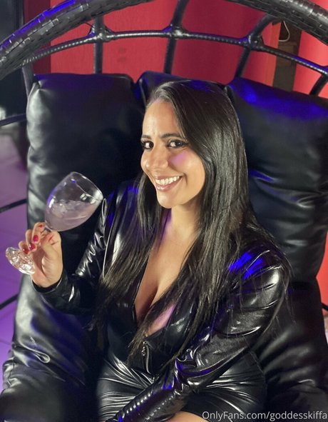Alasti lekkinud OnlyFans-i pilt Goddesskiffavideos