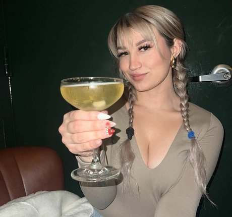 Nahá fotka uniklých OnlyFans od Ashley Boedeker