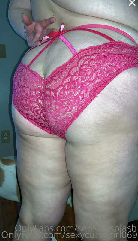 Nacktes geleaktes OnlyFans-Foto von Sensualsplash