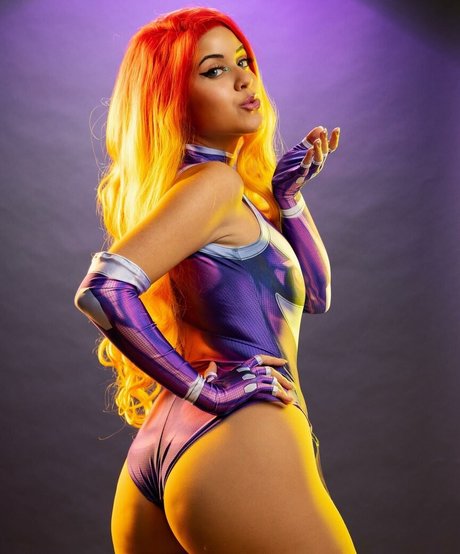 Alasti lekkinud OnlyFans-i pilt Snarkyjaycosplay