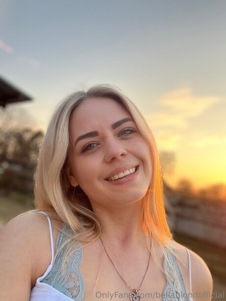 Bellablondofficial