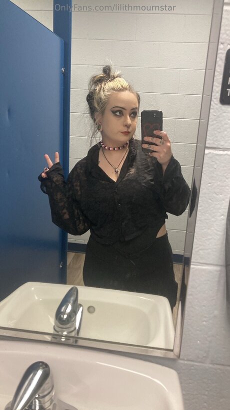 Lilithmournstar