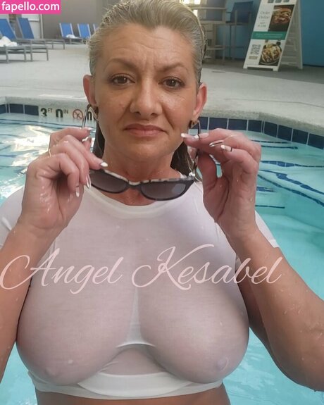 Nacktes geleaktes OnlyFans-Foto von Angel Kesabel